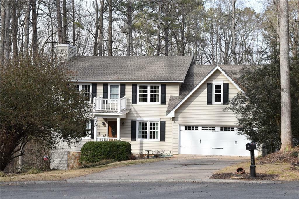 Property Photo: 1032 Laurel Lake Drive GA 30107
