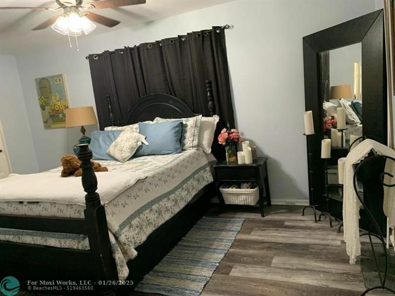 Property Photo:  850 SW 133rd Ter 318B  FL 33027 