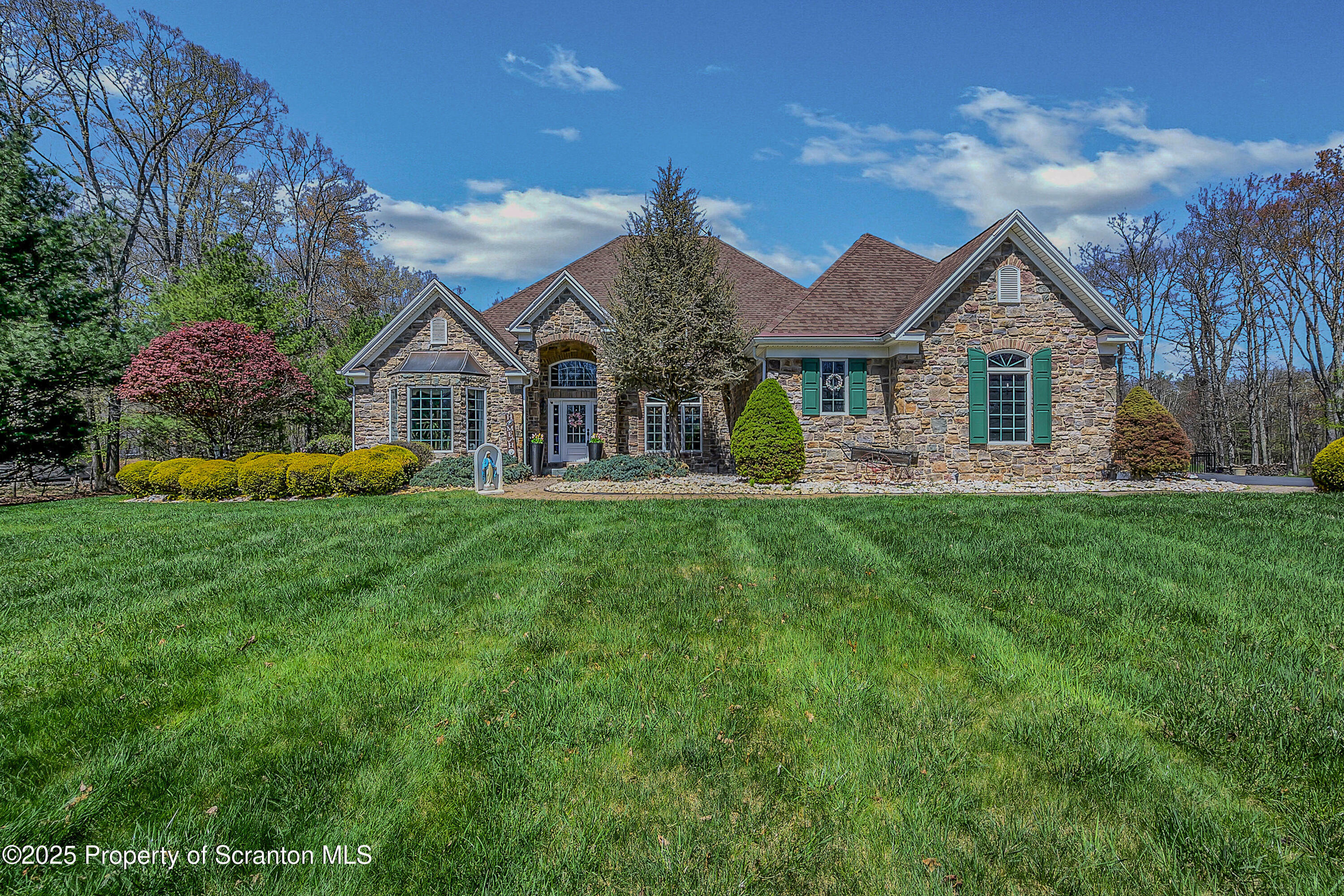 Property Photo: 8 Eight Iron Drive PA 18707