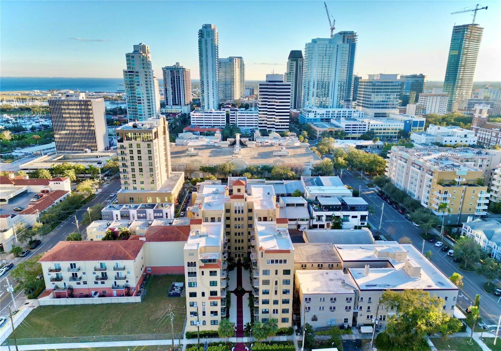 Property Photo: 130 4th Avenue N 414 FL 33701