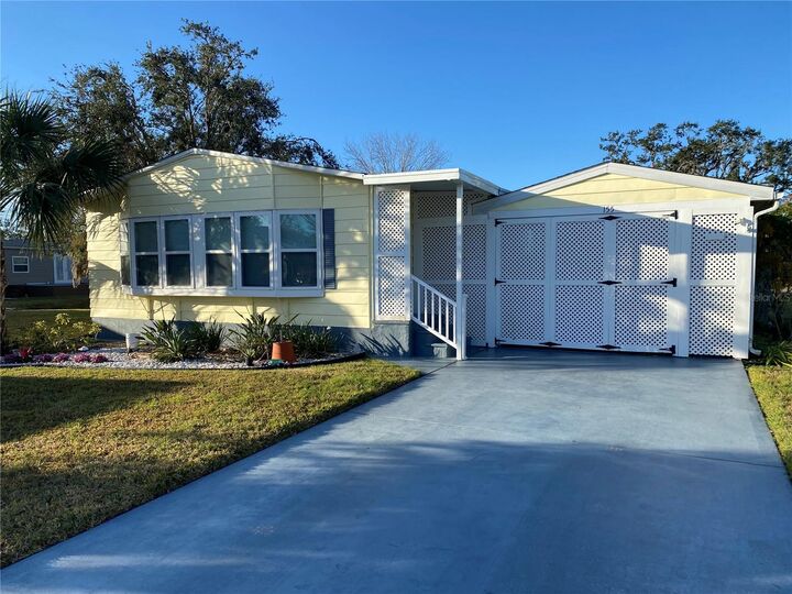 Property Photo: 155 Egret Circle FL 34222