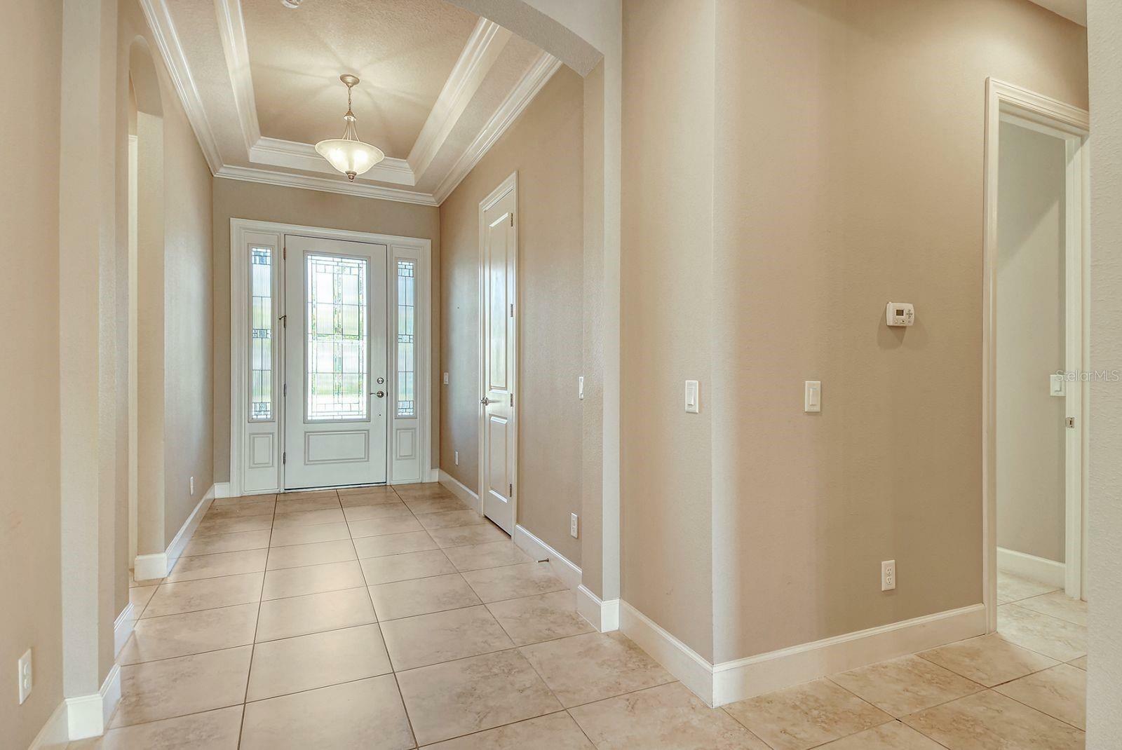 Property Photo: 4020 Cascina Way FL 34238