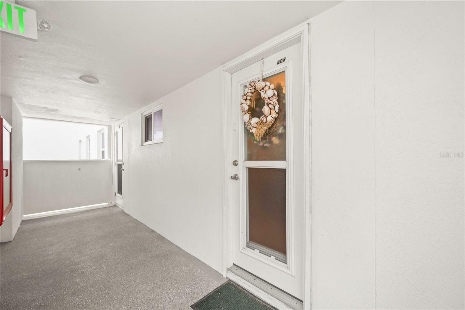 Property Photo:  33 S Gulfstream Avenue 808  FL 34236 