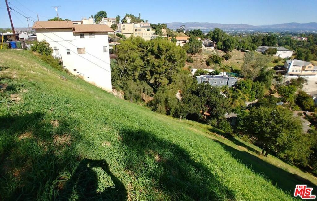 Property Photo: 21478 W Iglesia Dr CA 91364