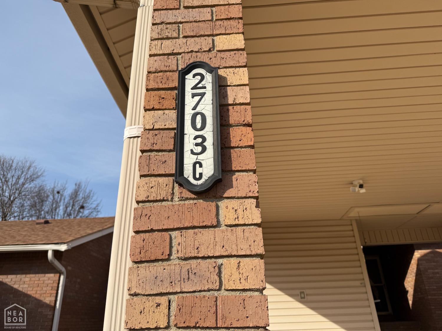Property Photo: 2703 Greenbriar AR 72401