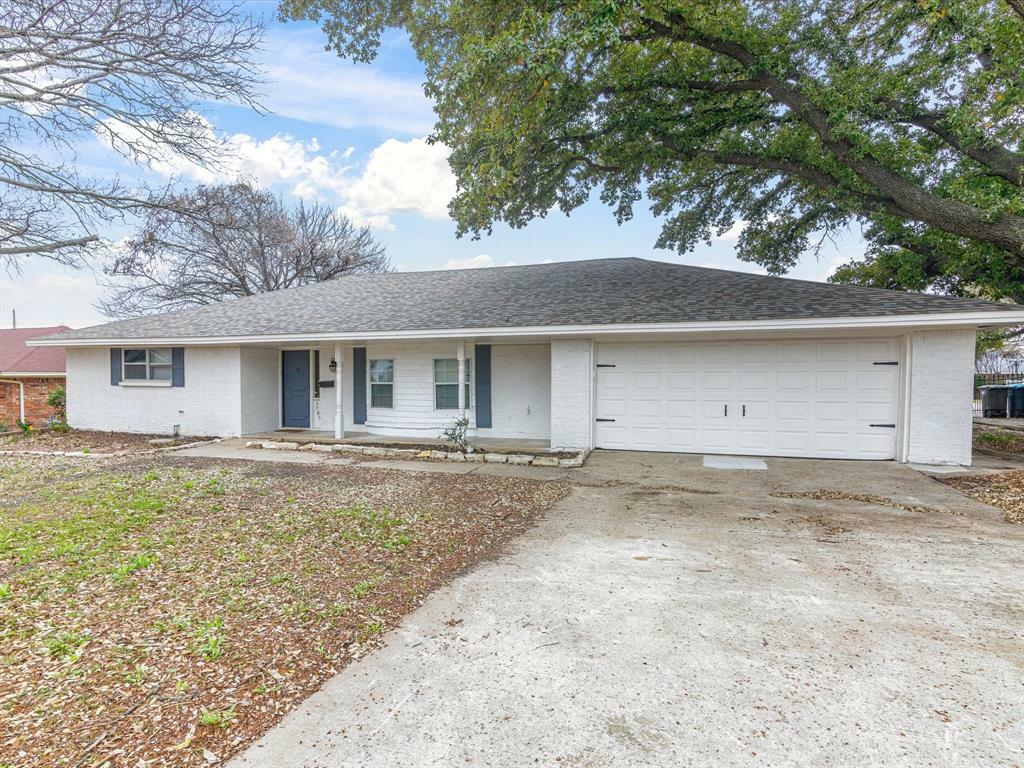 Property Photo:  3709 Ashford Avenue  TX 76133 