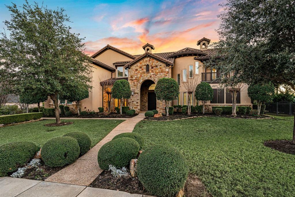 Property Photo:  617 Rancho Laredo Trail  TX 76092 