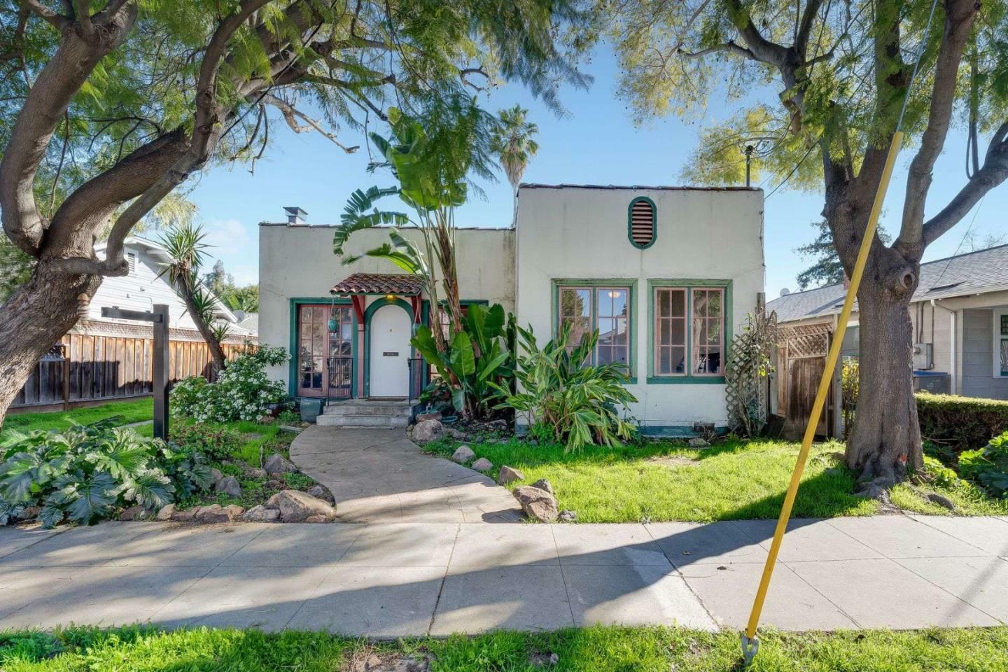 Property Photo:  1360 Singletary Avenue  CA 95126 