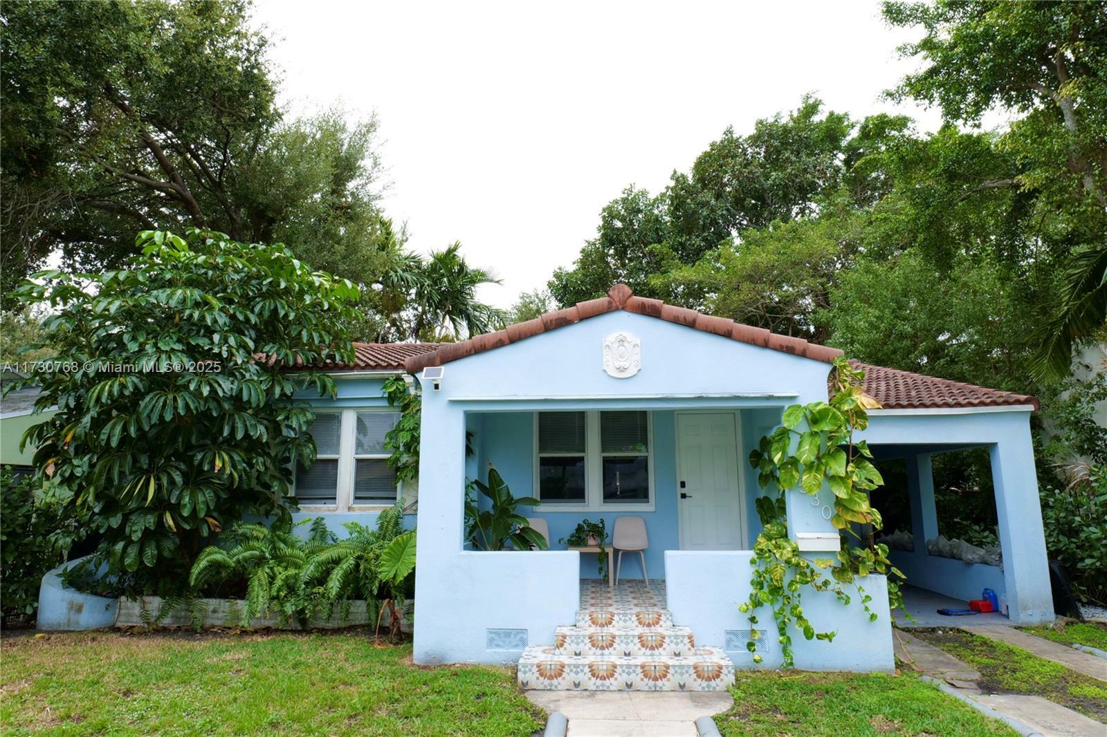 Property Photo:  530 NW 46th St 530  FL 33127 