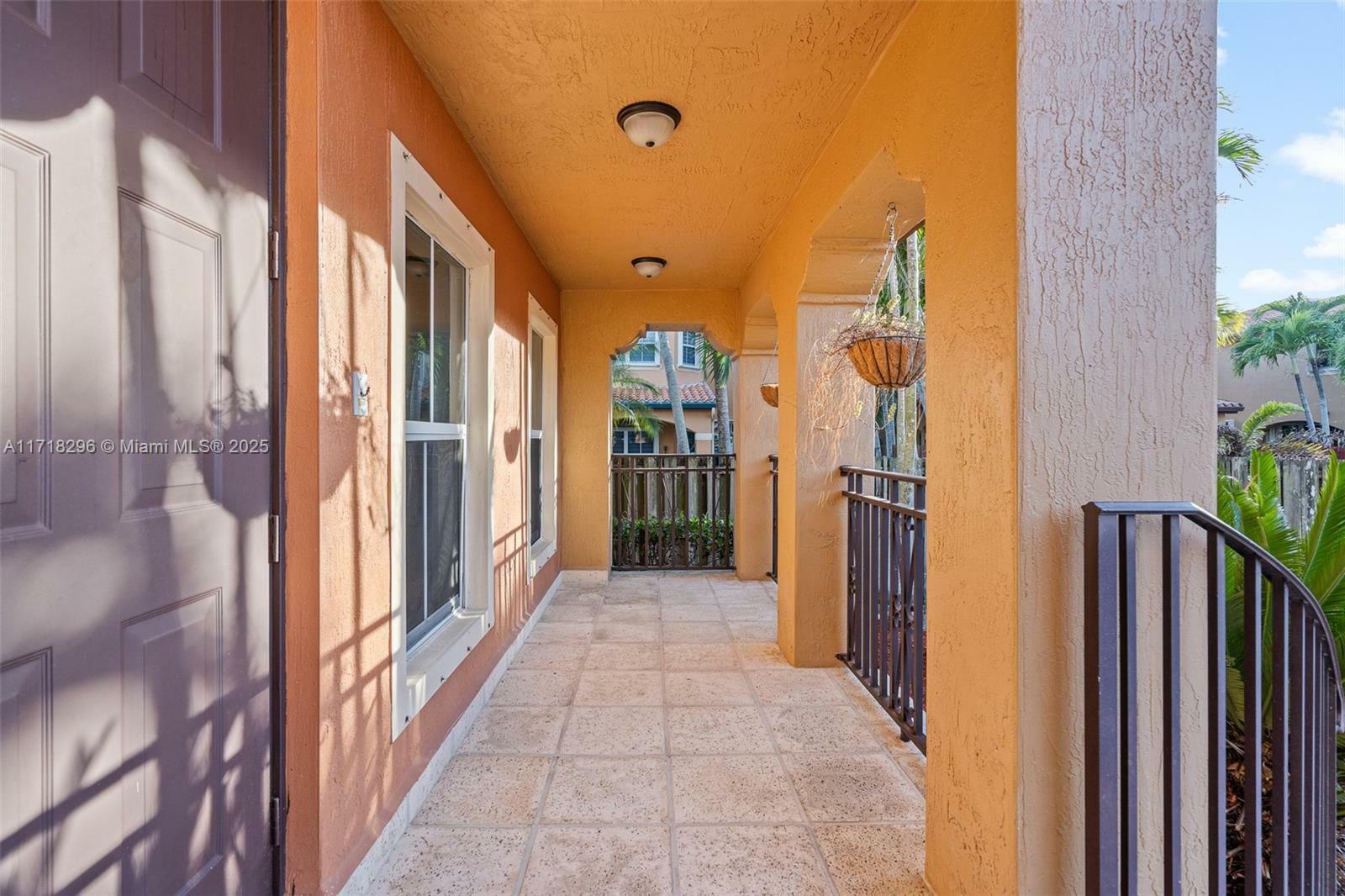 Property Photo:  3121 SW 156th Ave  FL 33185 