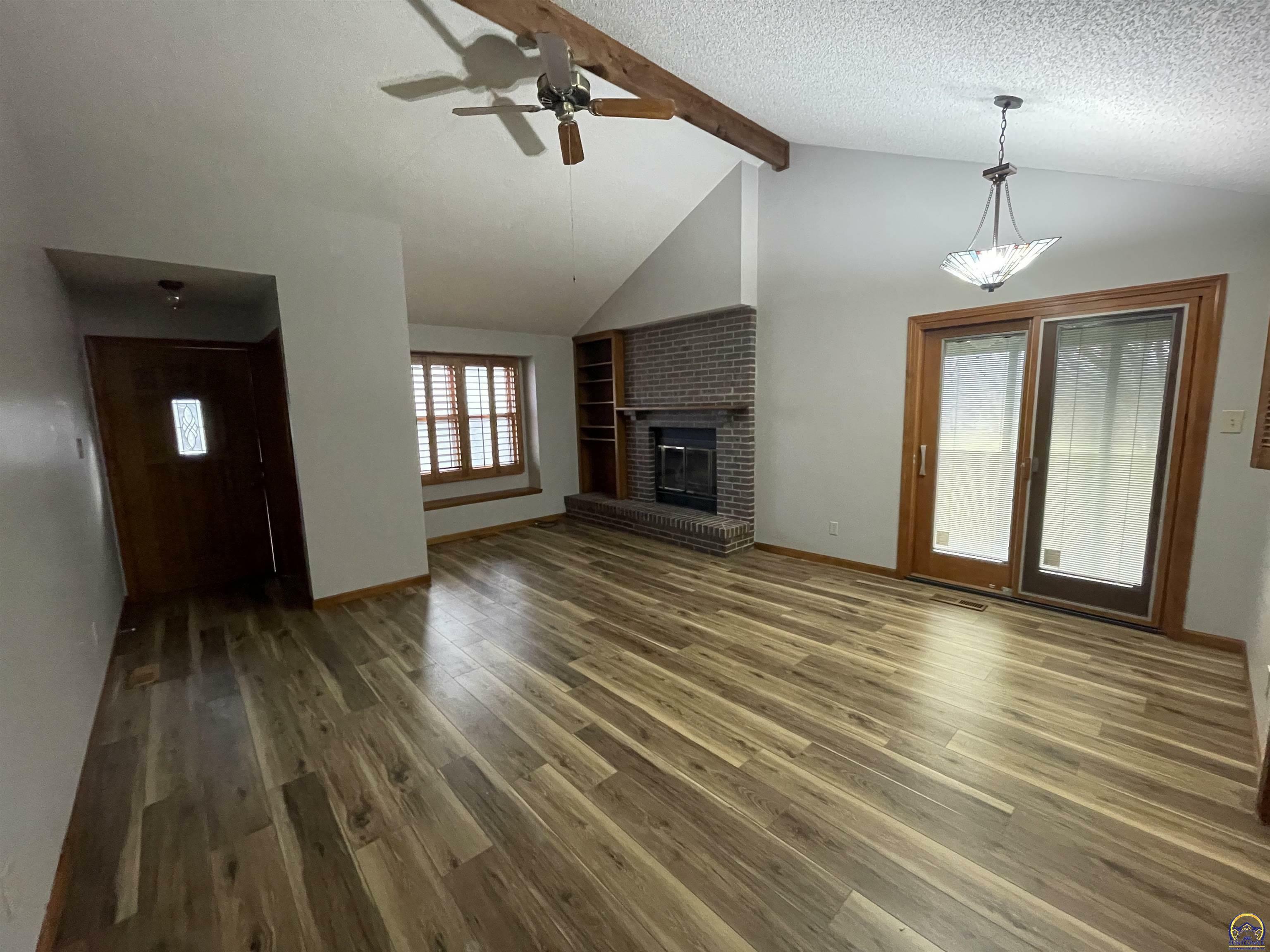 Property Photo:  5572 SW Stonegate Ct  KS 66606 