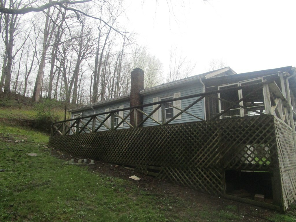 Property Photo: 20048 St St. Rt. 124 OH 45692