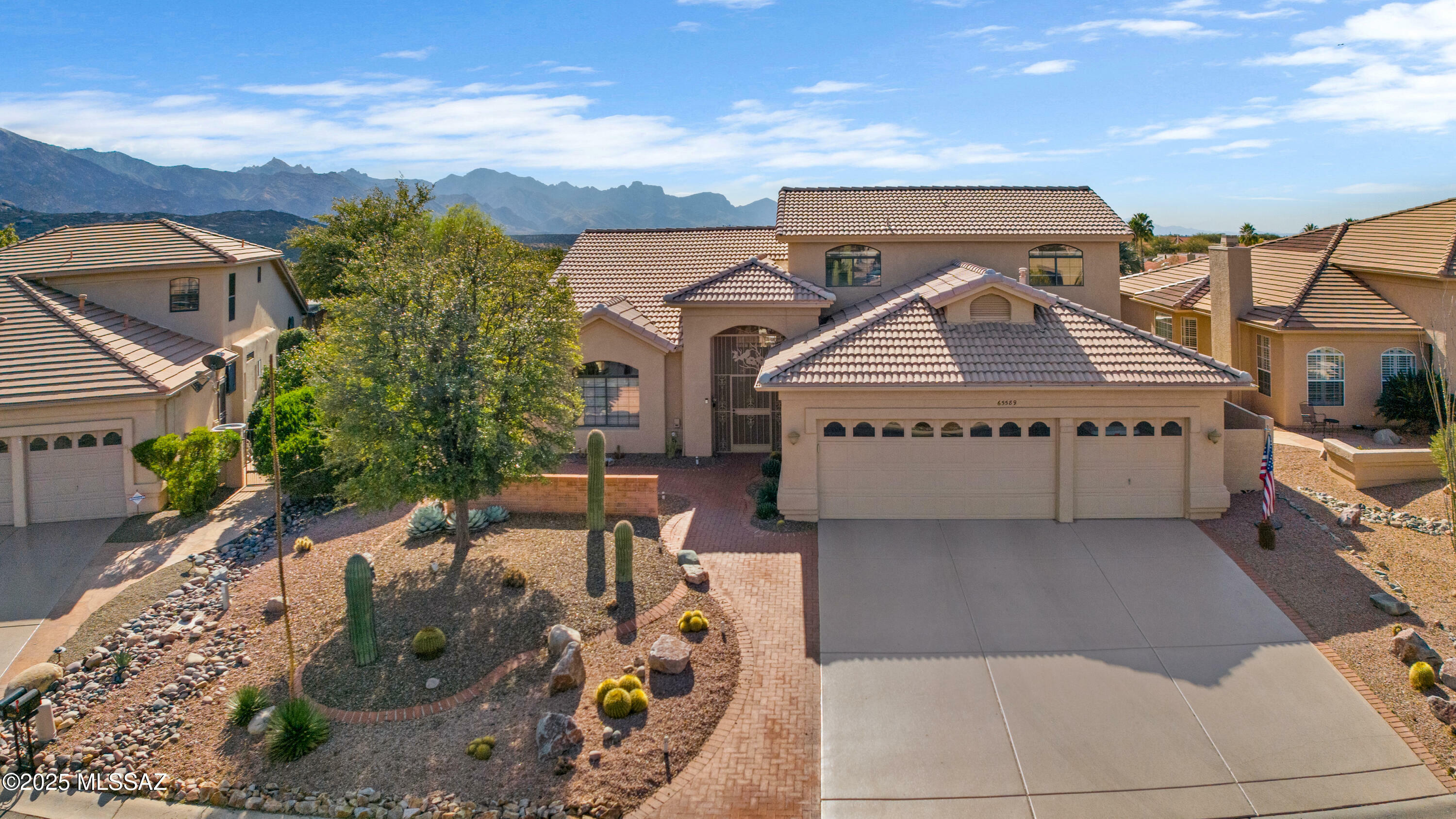 Property Photo:  65589 E Brassie Drive  AZ 85739 