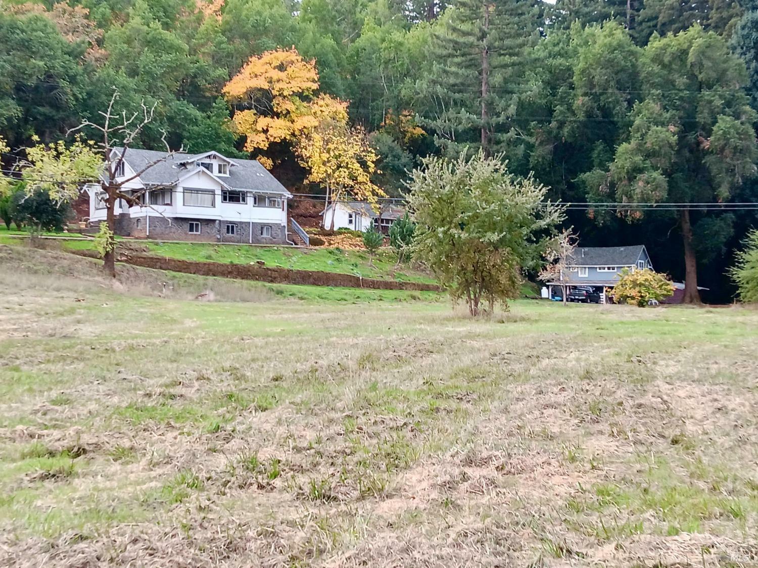 Property Photo: 1194 Felta Road CA 95448