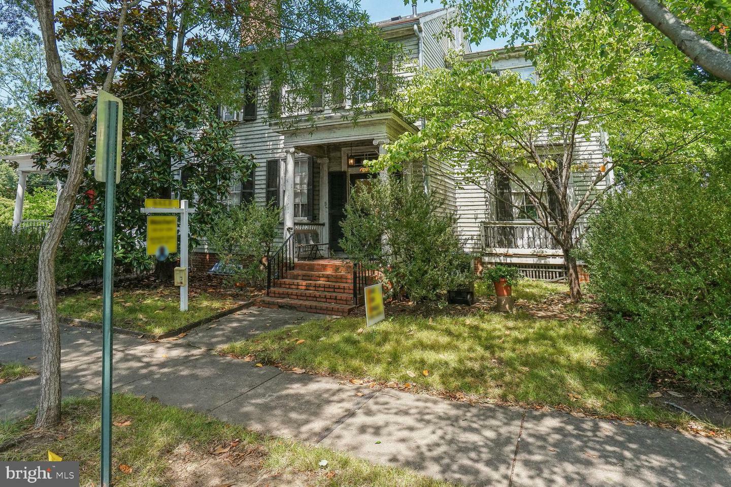 Property Photo:  407 Hanover Street  VA 22401 