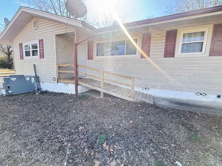 Property Photo: 1219 Highway 270 E AR 71957
