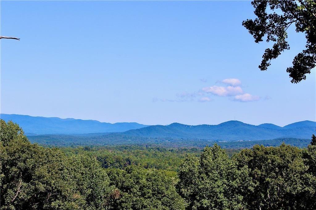 Property Photo:  134 Twisted Oak Road  GA 30175 