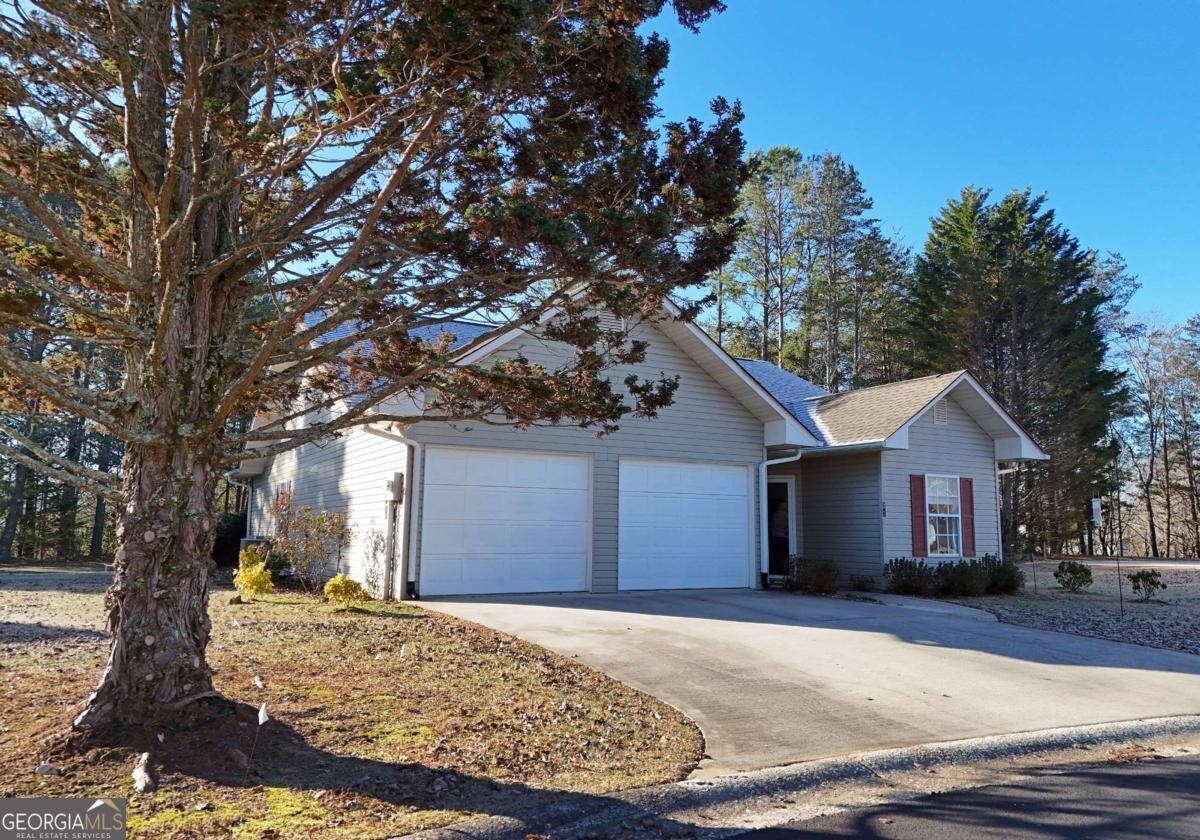 Property Photo: 31 Westward Lane GA 30513