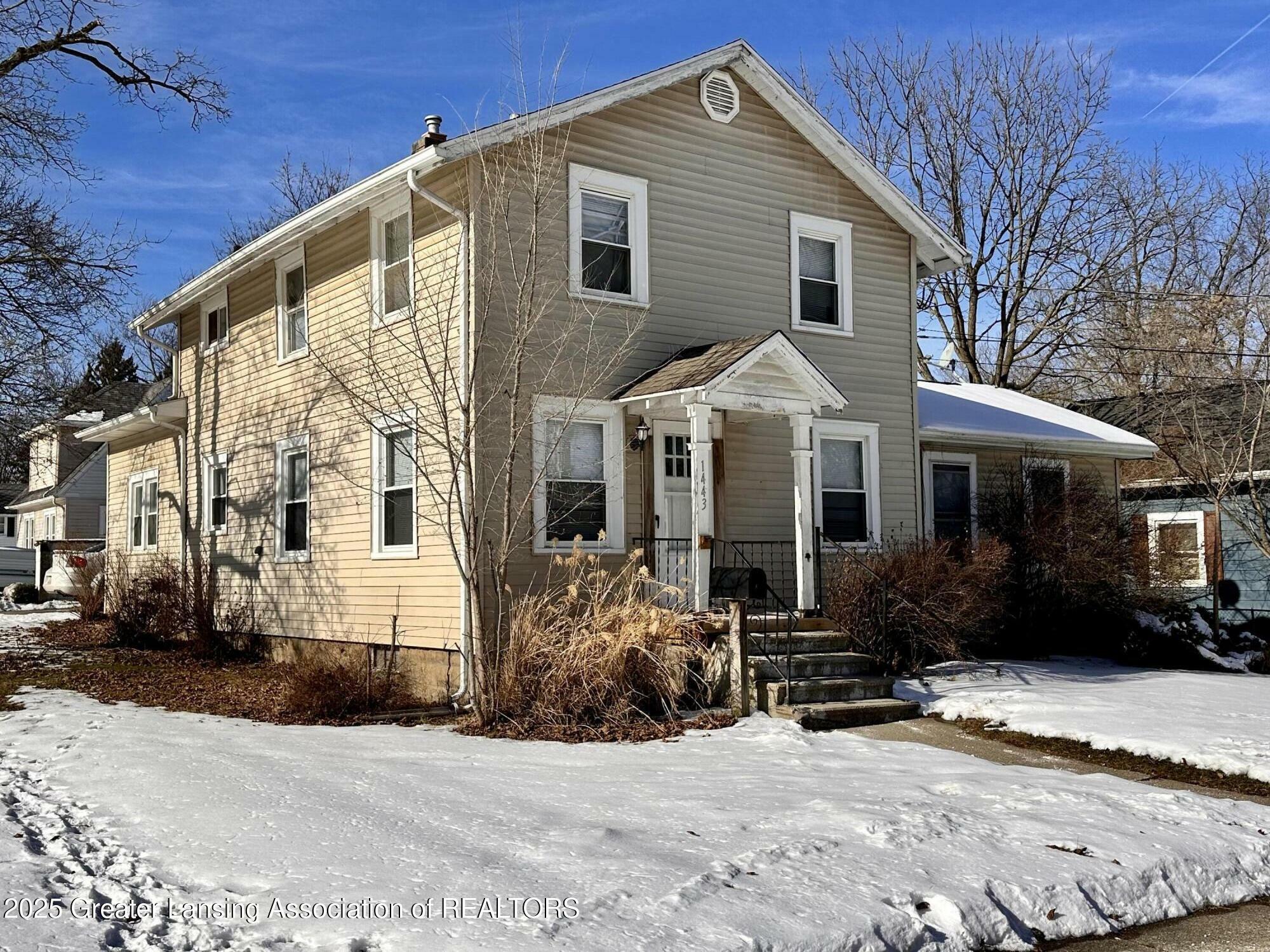 Property Photo:  1443 Roselawn Avenue  MI 48915 