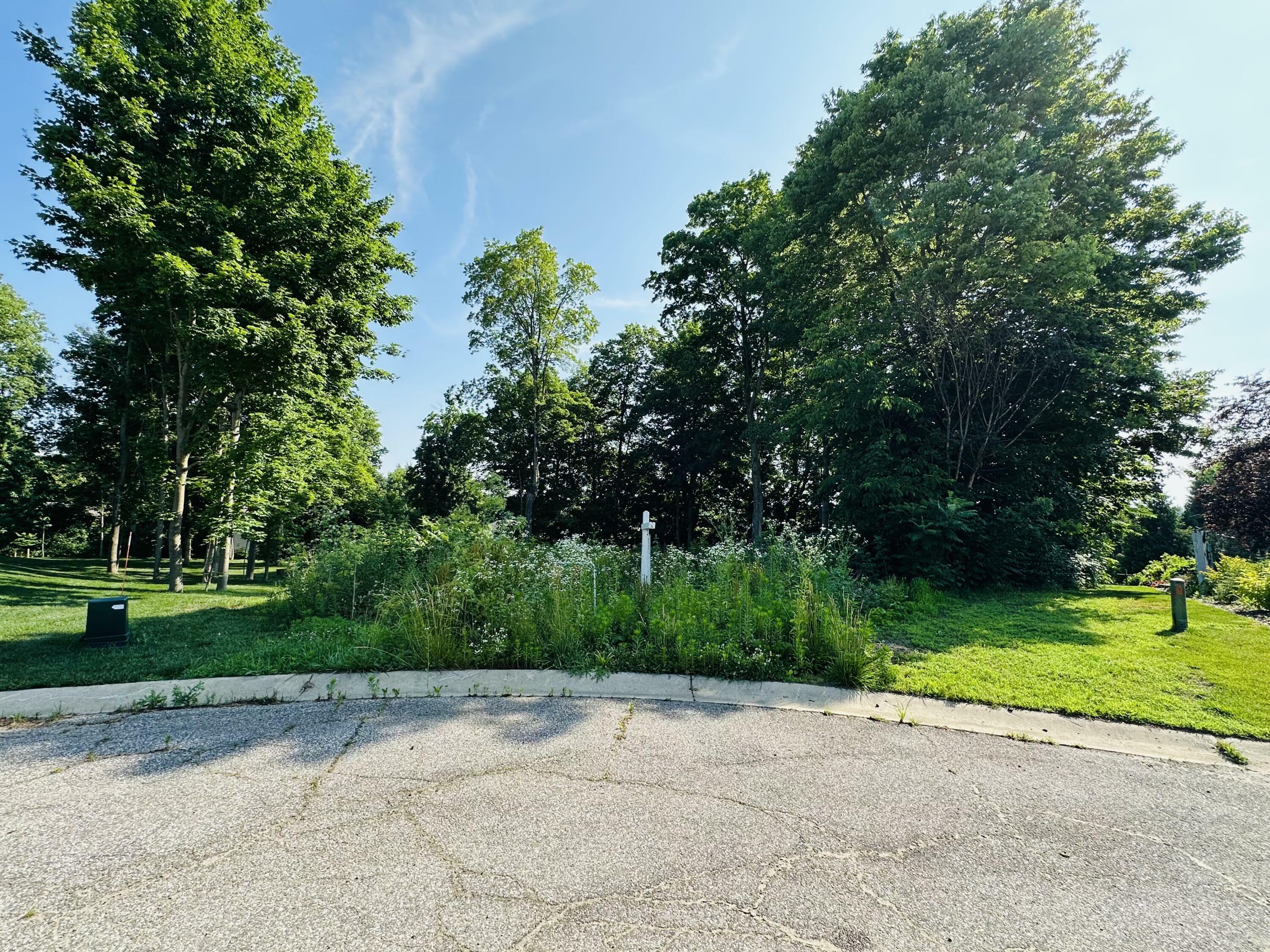 Property Photo:  3555 S Maple Ln Court  IN 46350 