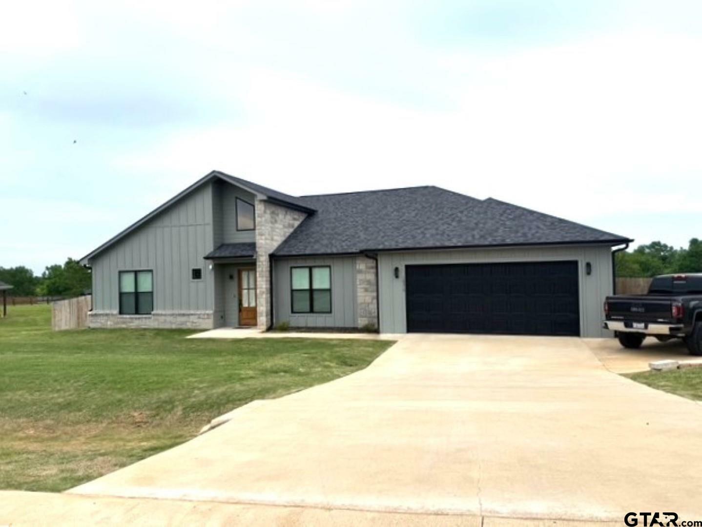 Property Photo: 16310 Rainier TX 75771
