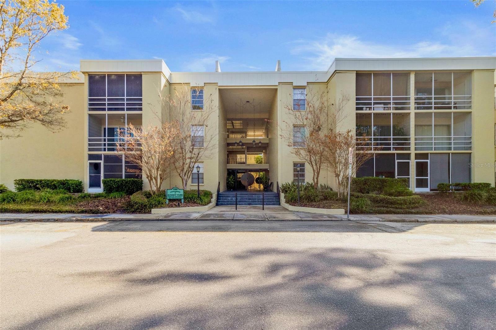 Property Photo: 2302 S Manhattan Avenue 315 FL 33629