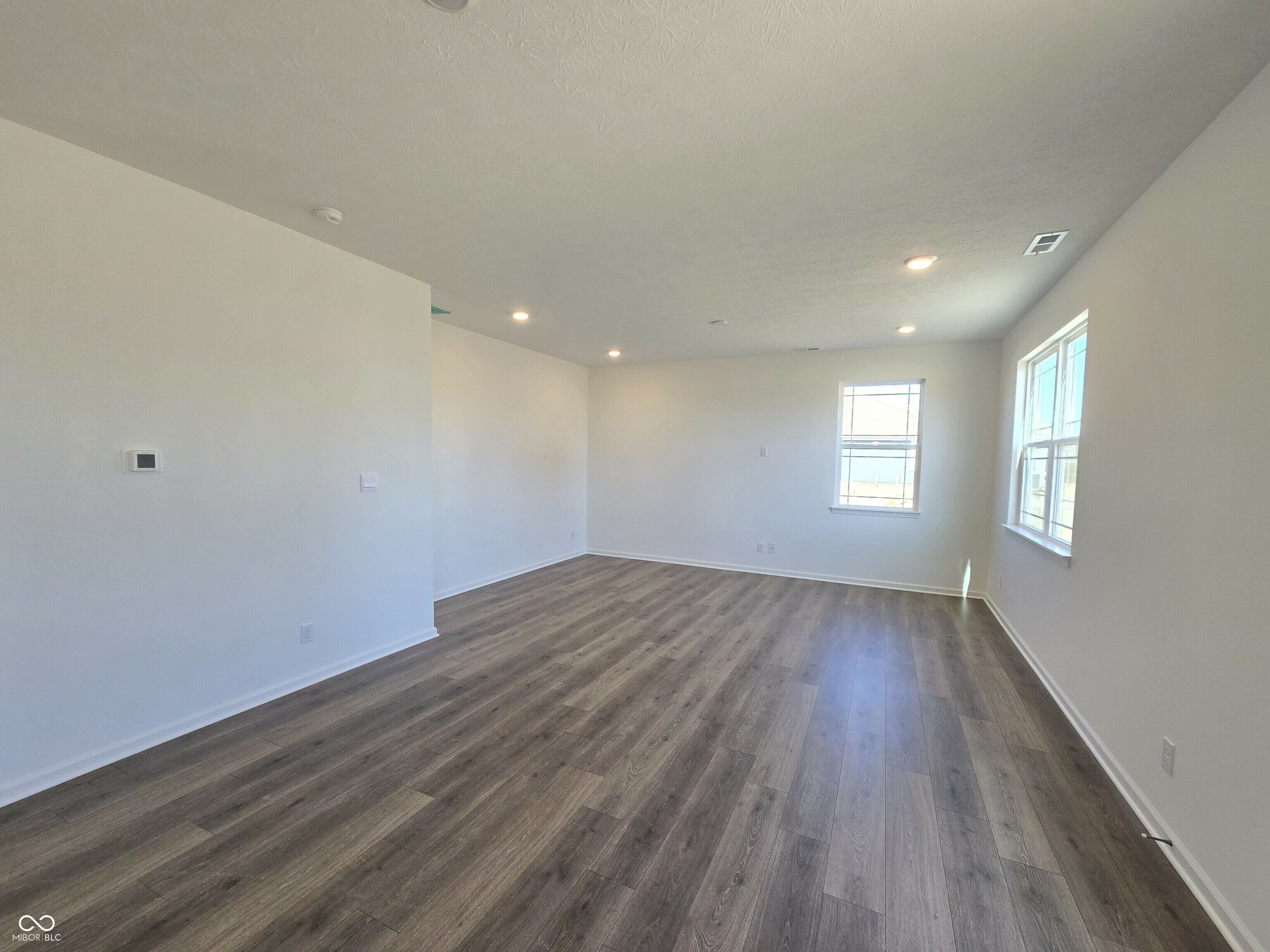 Property Photo: 8703 Duncan Street IN 46040