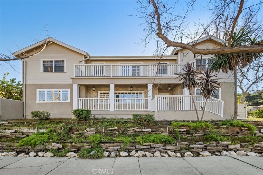 Property Photo:  12191 Laurel Terrace Drive  CA 91604 