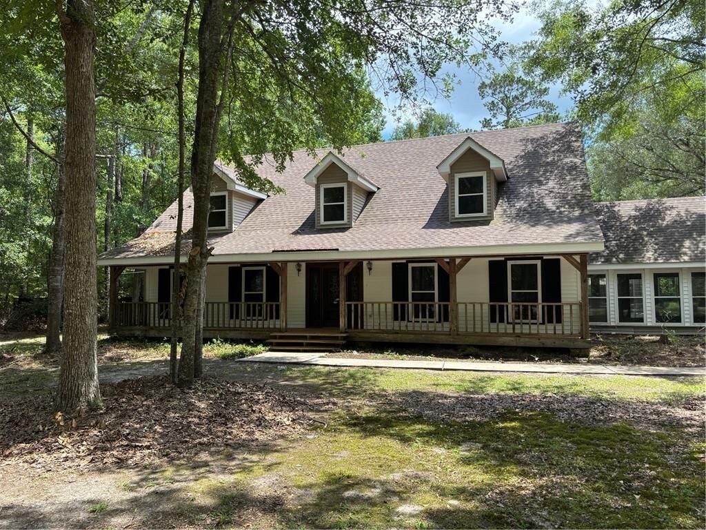 Property Photo:  109 Lefleur Drive  LA 70460 