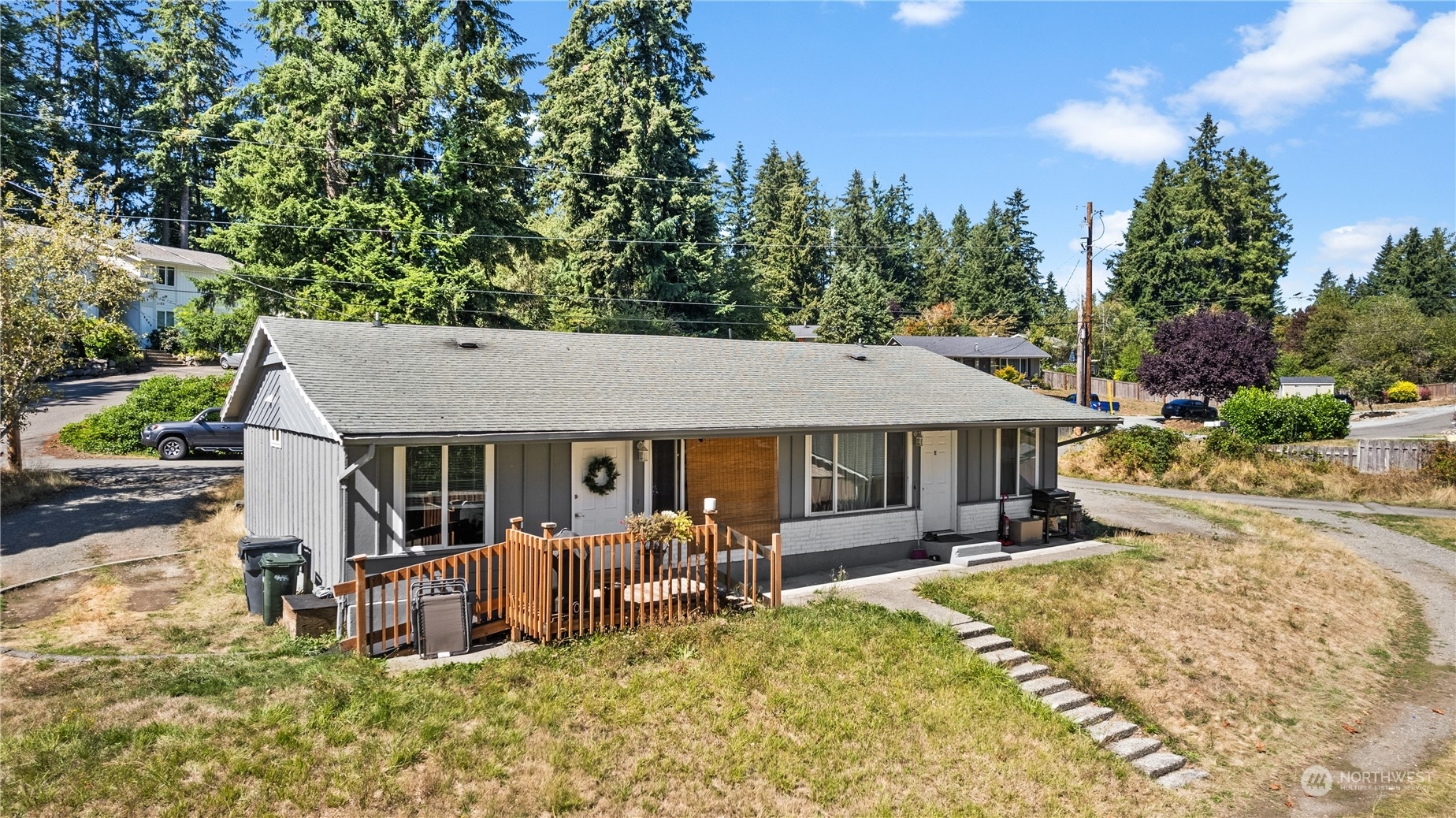 Property Photo:  18816  Mountain View Drive E E&F  WA 98391 