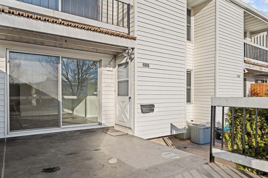 Property Photo:  1422 W 2nd Avenue  WI 54902 