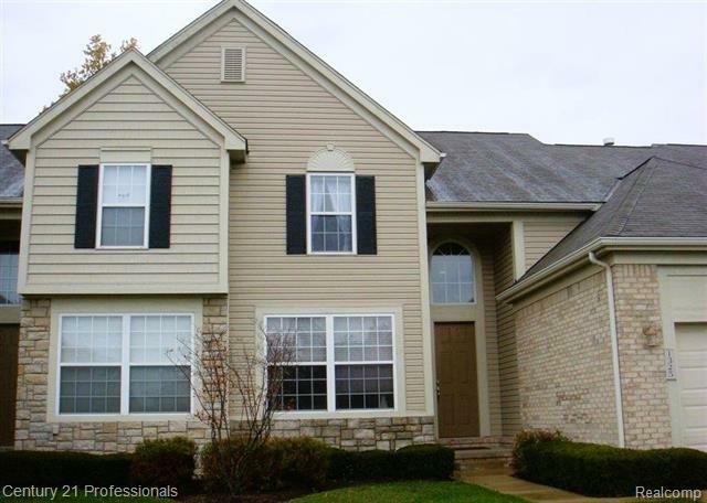 Property Photo:  1325 Hollins Hall Lane  MI 48085 