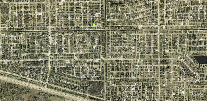 Property Photo:  852 Fuller Ave S  FL 33974 