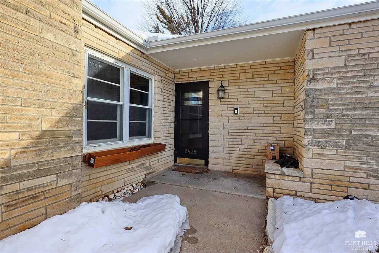 Property Photo:  2435 Lookout Drive  KS 66502 