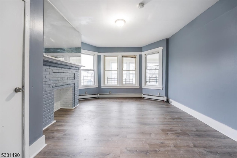 Property Photo:  126 N 14th St  NJ 07017 