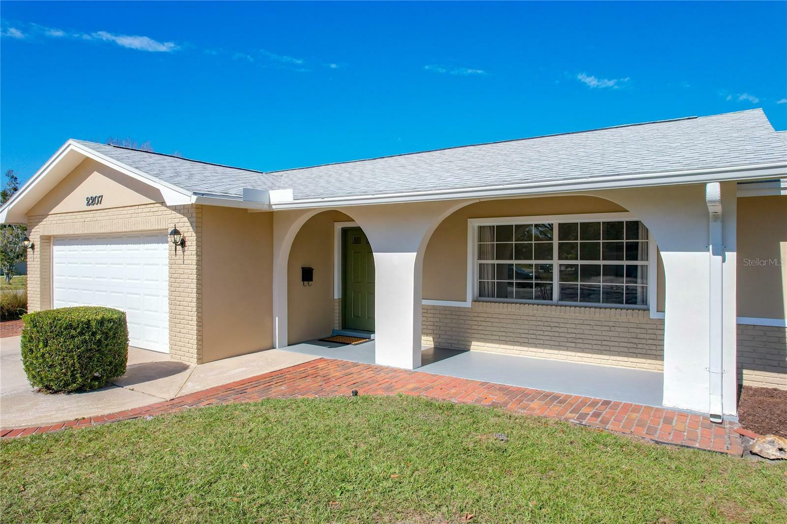 Property Photo:  2207 Winter Woods Boulevard  FL 32792 