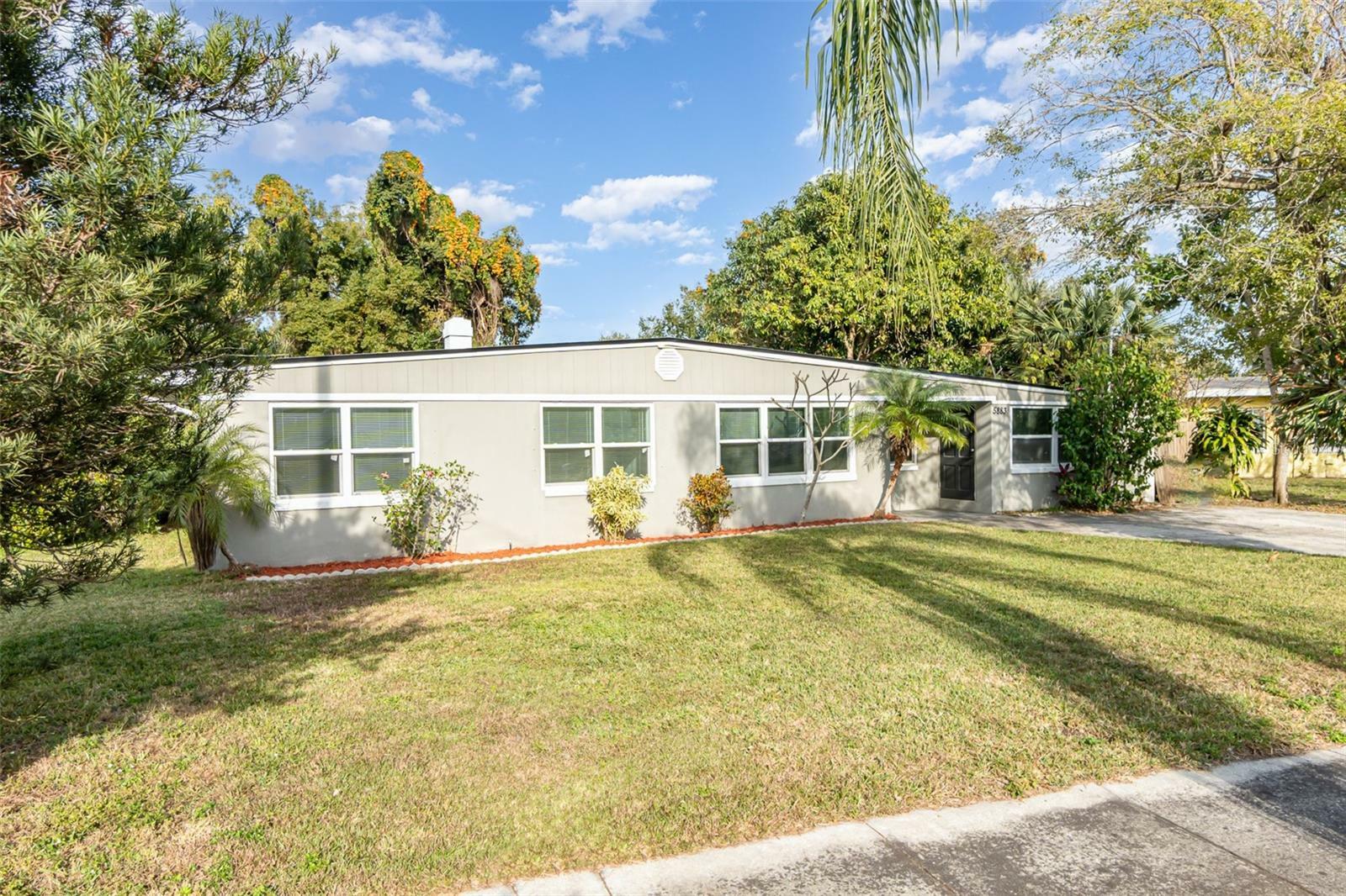 Property Photo:  5883 Dogwood Drive  FL 32807 