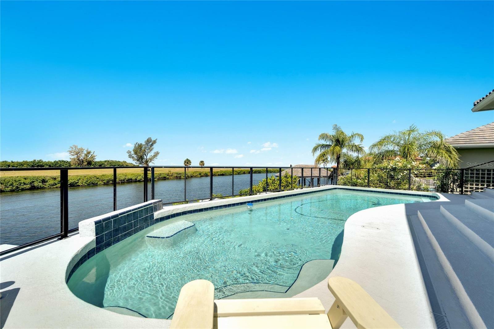 Property Photo:  1024 Sonata Lane  FL 33572 