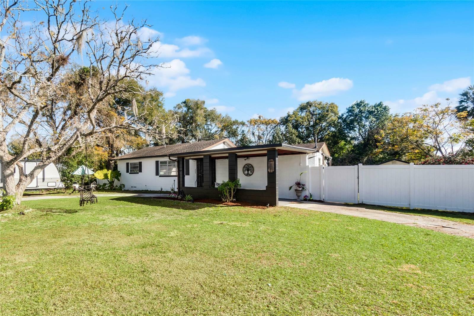 Property Photo:  117 Temple Street  FL 32720 