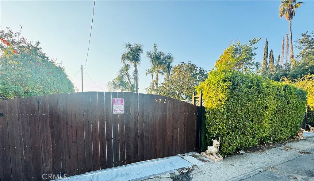 Property Photo:  5227 Strohm Avenue  CA 91601 