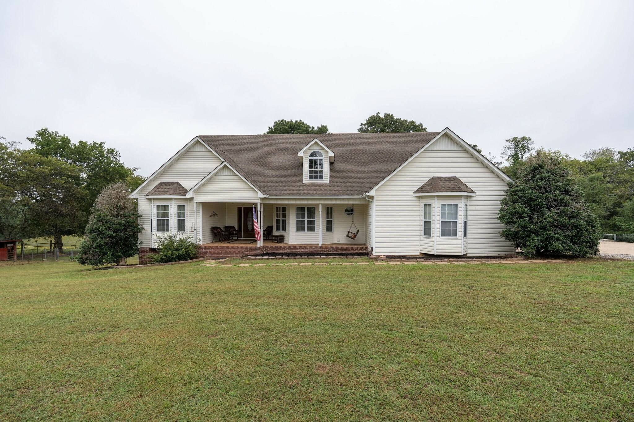 Property Photo:  1495 Turnpike Rd  TN 38483 