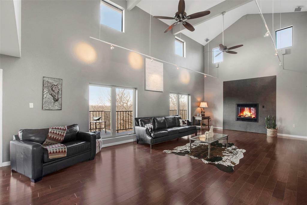 Property Photo: 3916 Sunnyview Lane TX 75022