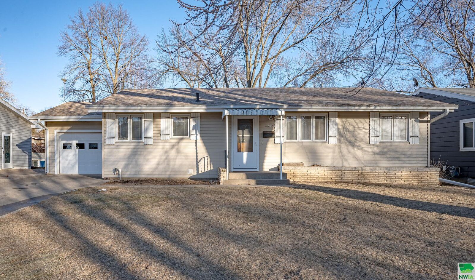 Property Photo: 2614 S Mulberry IA 51106
