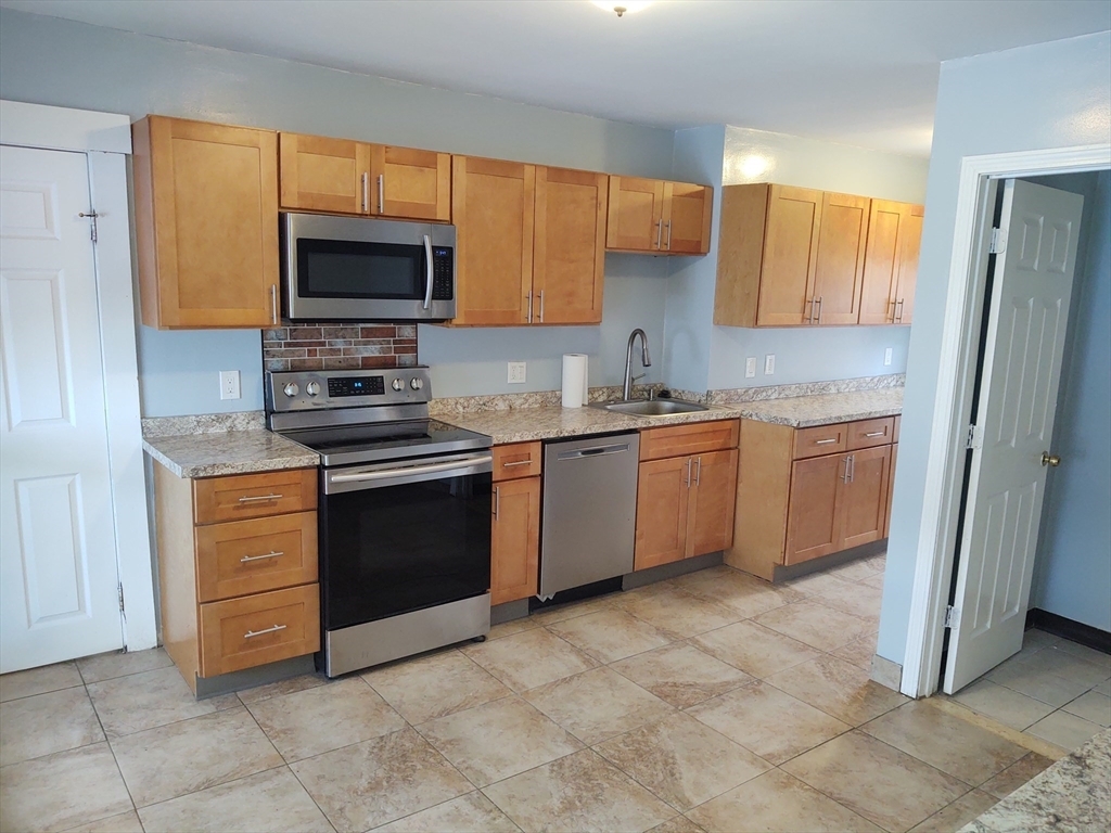 Property Photo: 96 Pleasant St 2 MA 01752