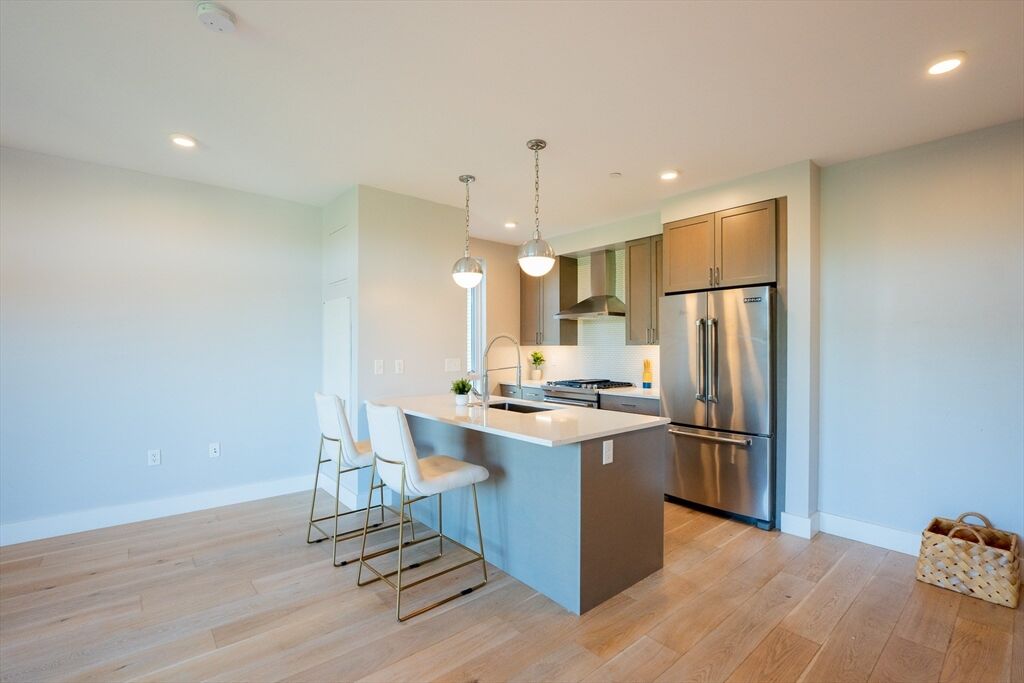 Property Photo:  1650 Commonwealth Ave 407  MA 02135 