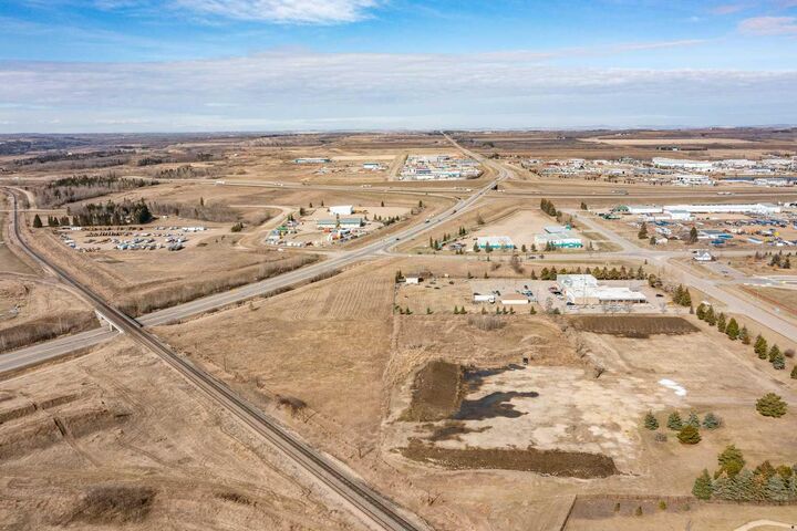 Property Photo: Hwy 597 On AB T0M 0J0