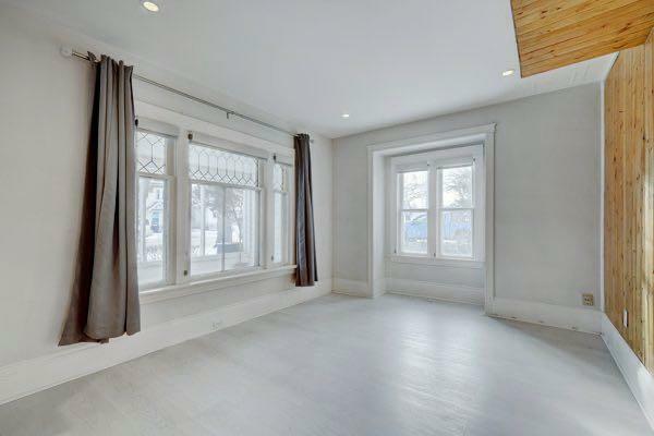 Property Photo:  281 1 Street E  AB T0J 0Y4 