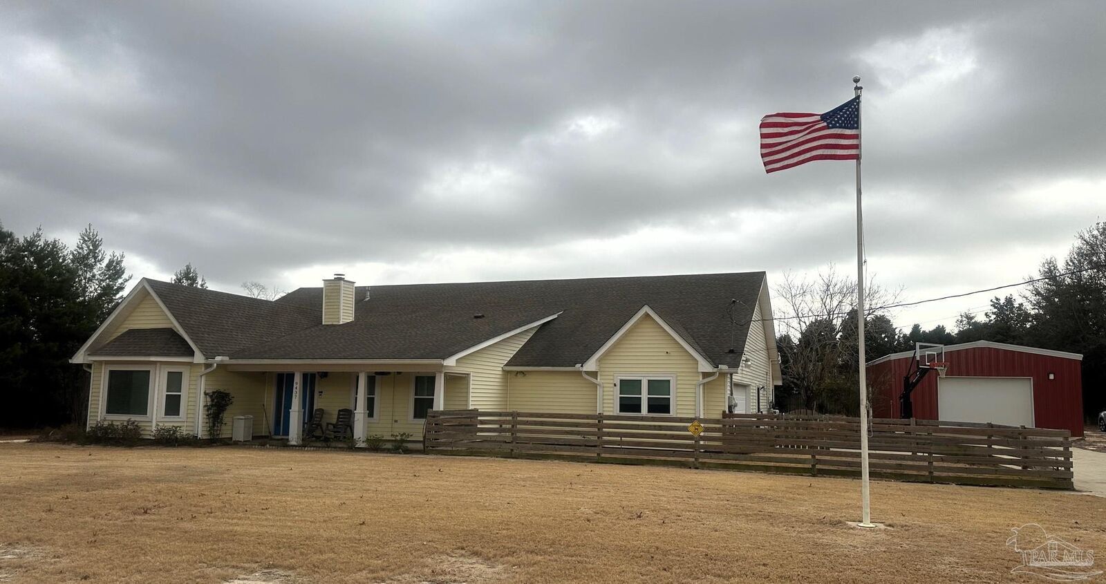 Property Photo: 9437 Bone Bluff Dr FL 32566