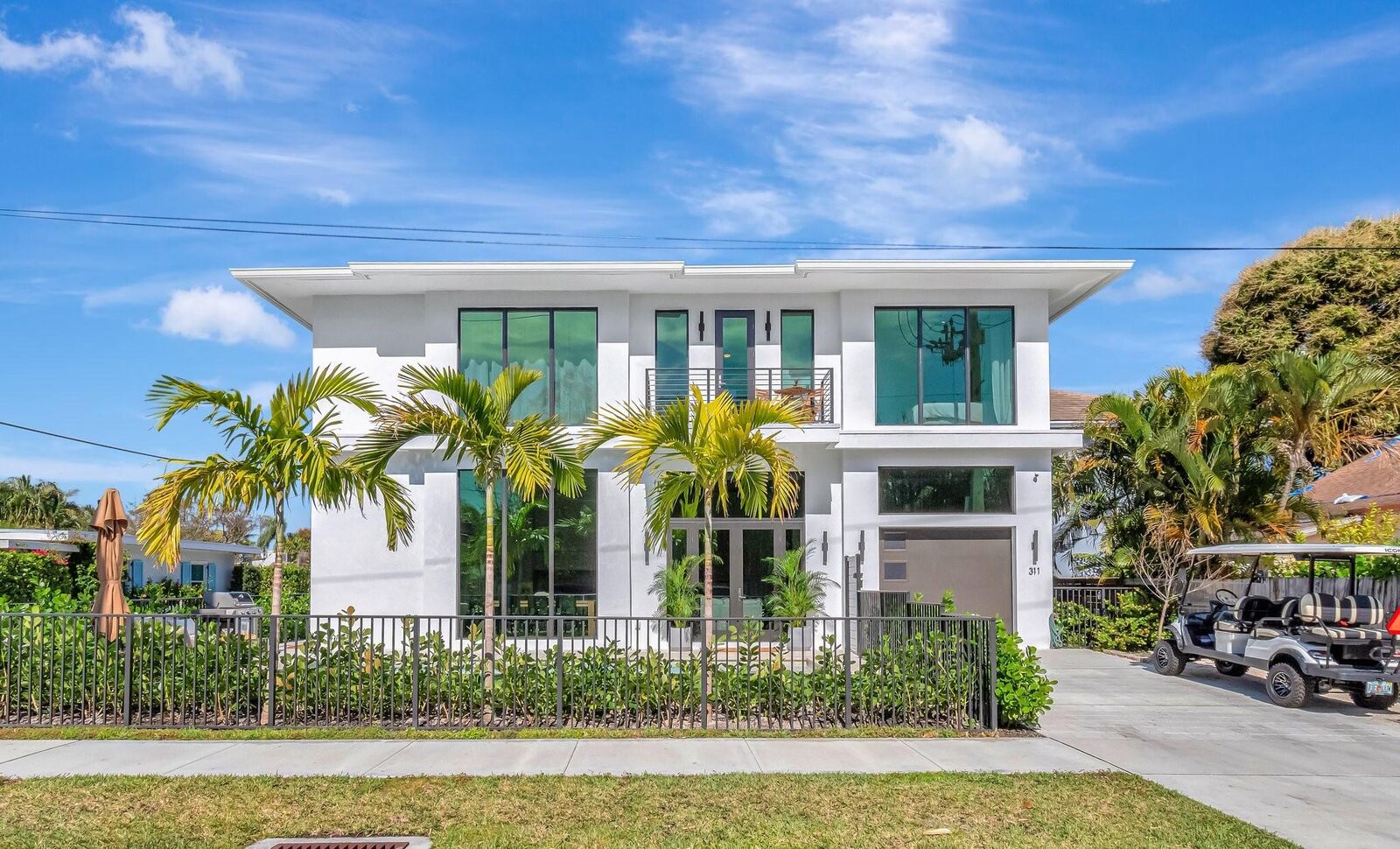 Property Photo: 311 SE 3rd Street FL 33483