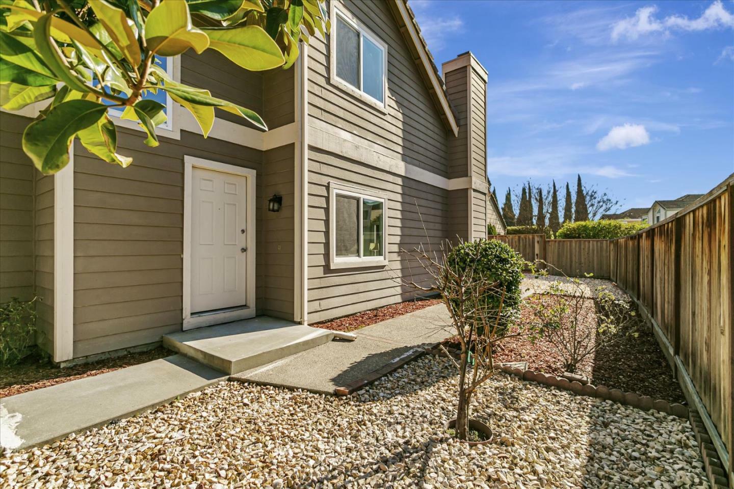 Property Photo:  1652 Valley Crest Court  CA 95131 